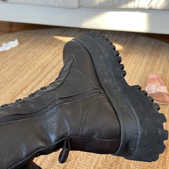 Zara Zip up genuine leather platform combat boots - Picture 2 of 9